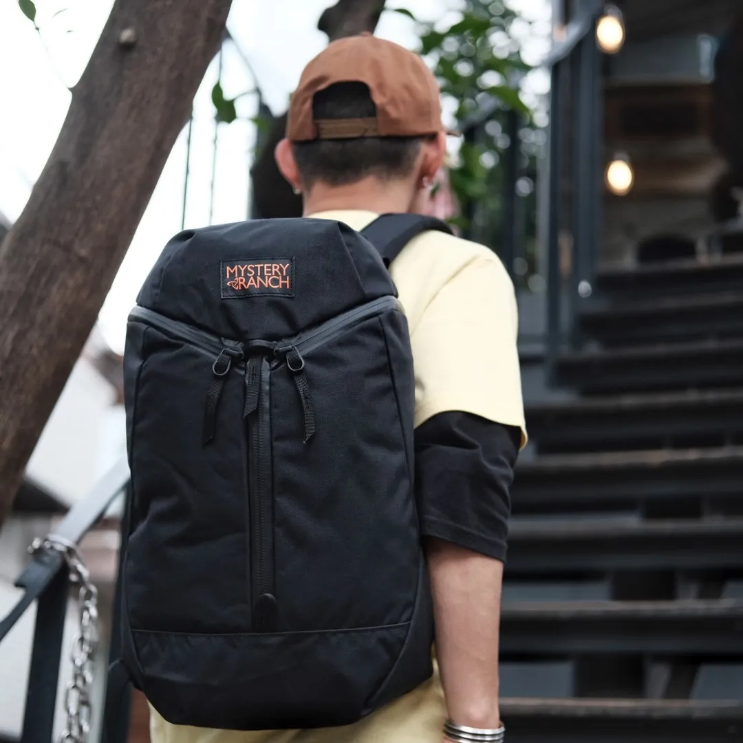 Mystery Ranch Catalyst 18 黑色$807免運!