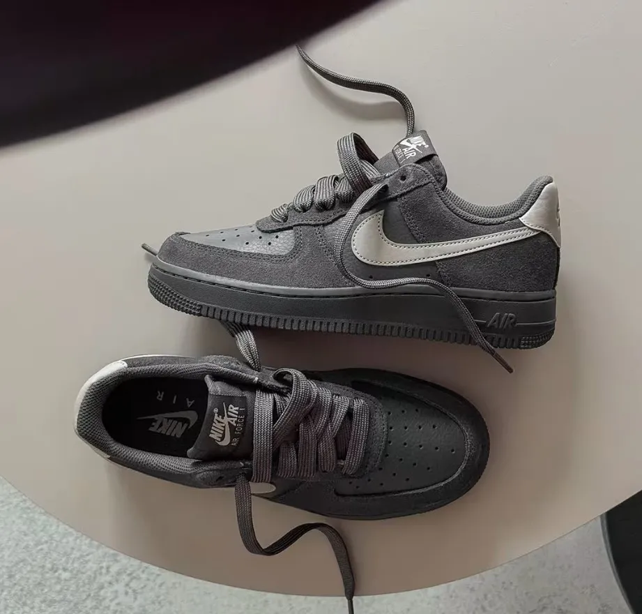 Nike W Air Force 1 Low Medium Ash $661!