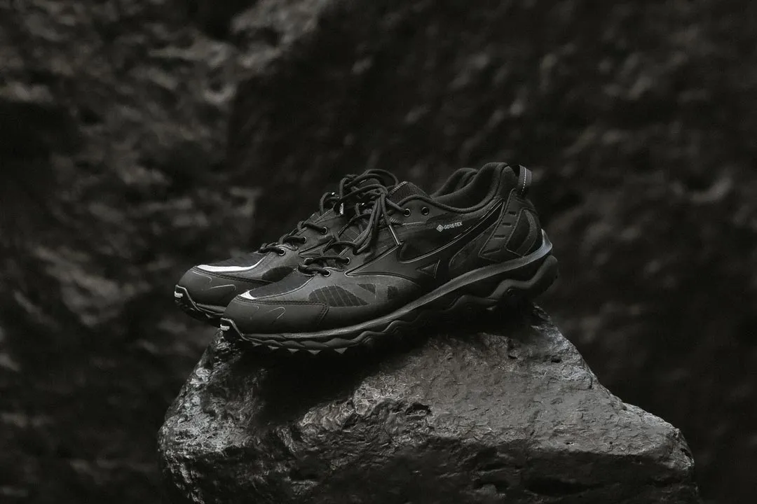 Mizuno Wave Mujin TL GTX Triple Black $1028!