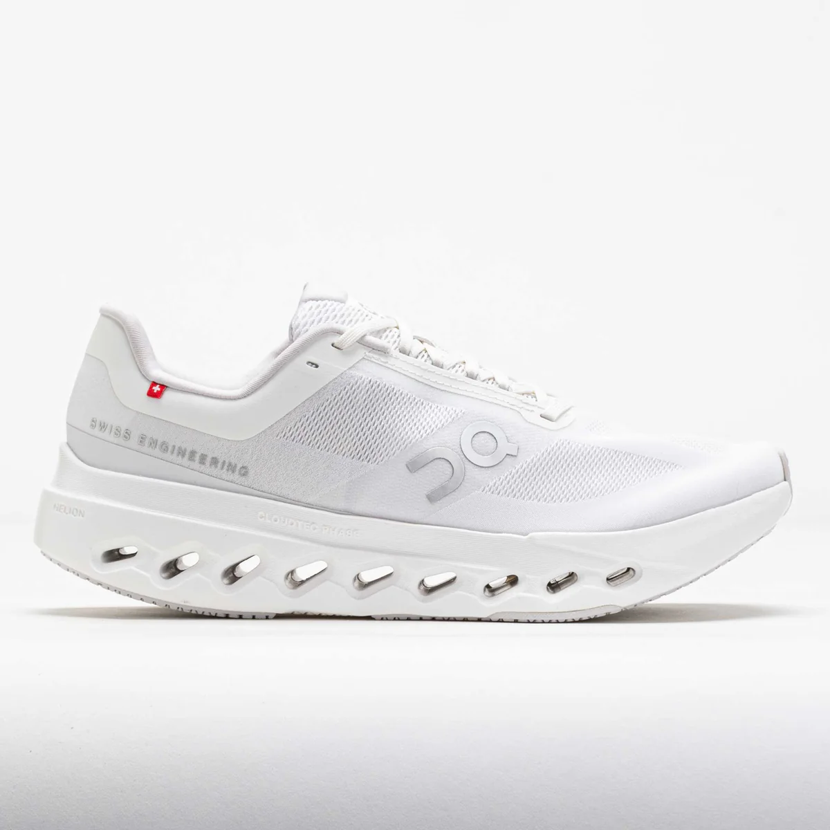 ON Cloudsurfer Next White $913免運!