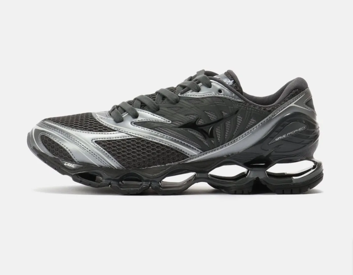Mizuno Wave Prophecy LS Black Silver $940起免運!