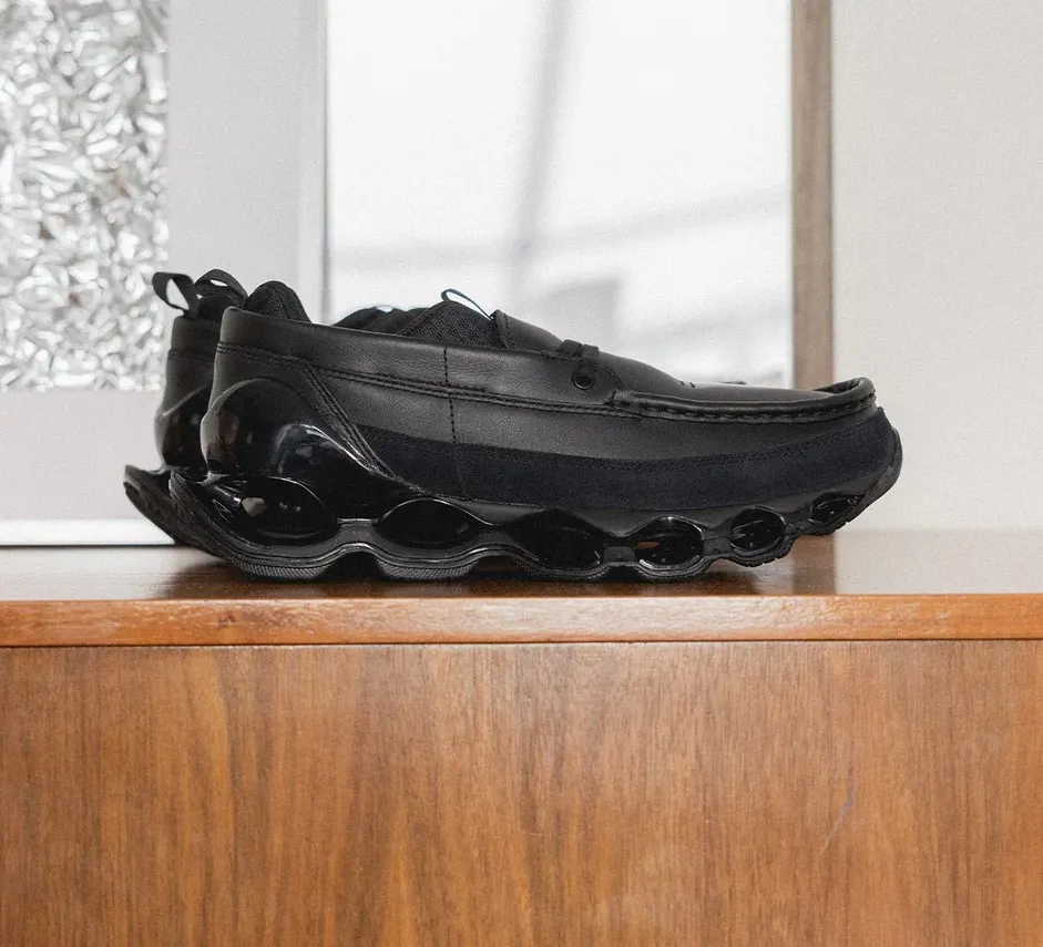 Mizuno Wave Prophecy Moc Black $1810!