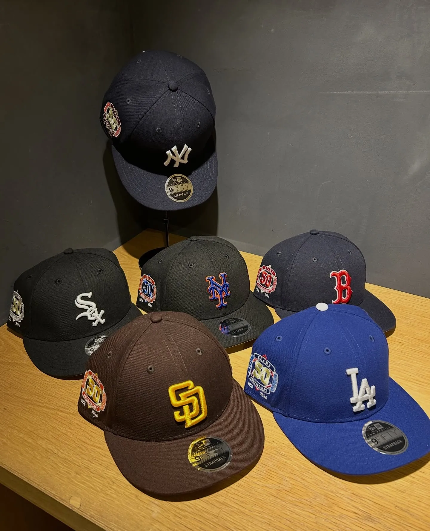BEAMS x NEW ERA 別注 50th LP 9FIFTY MLB Cap 6款$396!