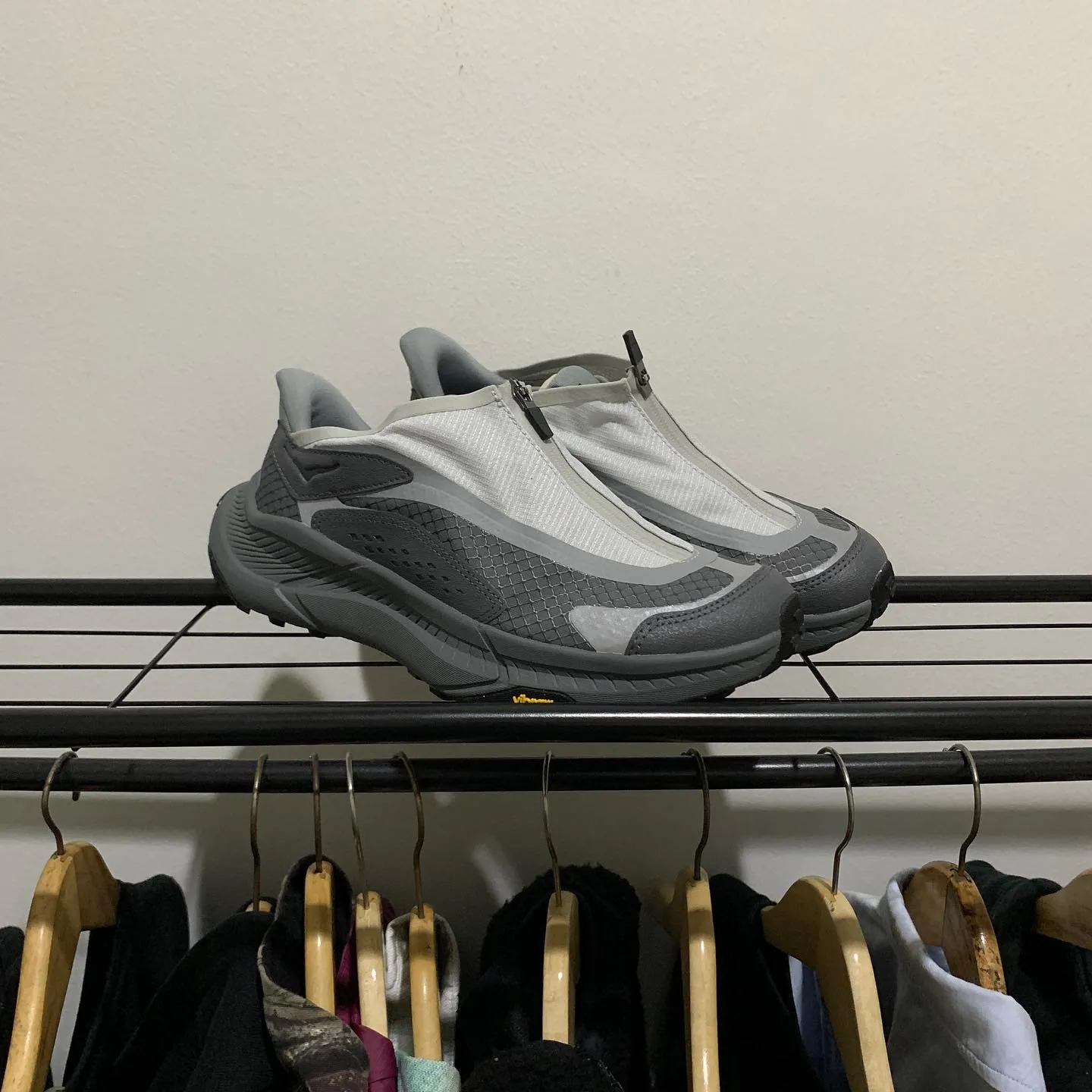 Hoka Project Transport 3色$1002免運!