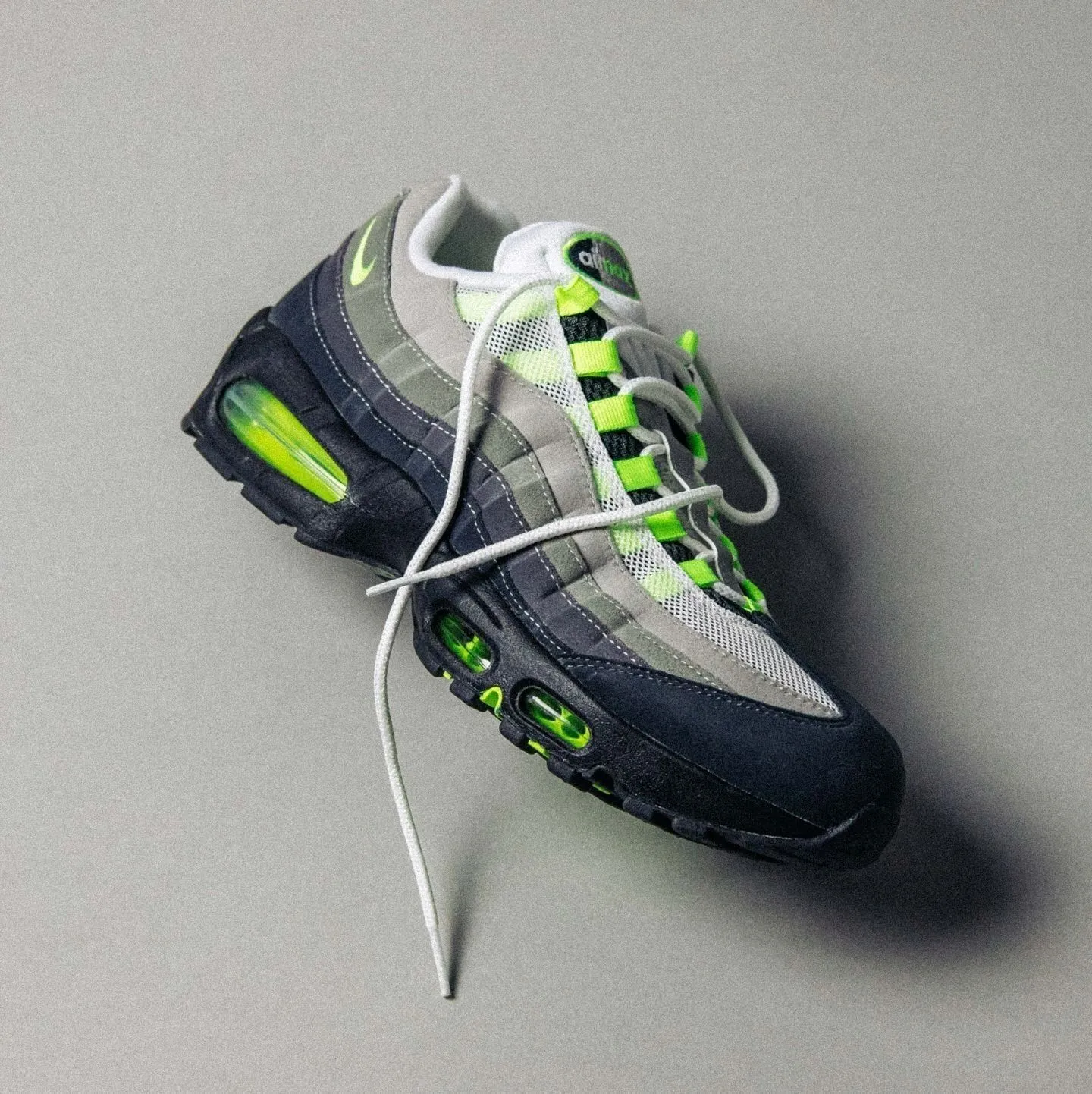 NIKE Air Max 95 OG Big Bubble Neon $1364!