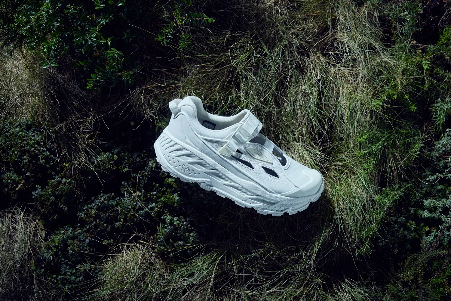 HOKA Stinson Breeze Frost $1066免運!