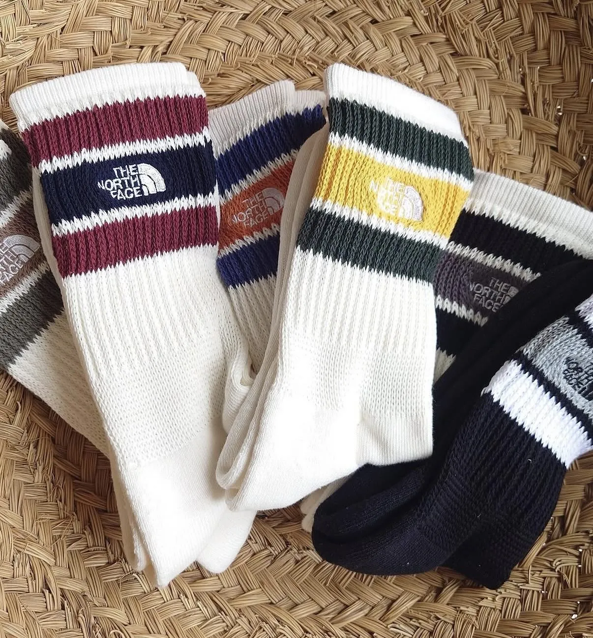 日版The North Face 2Pack Line Tube Socks 5色$107!