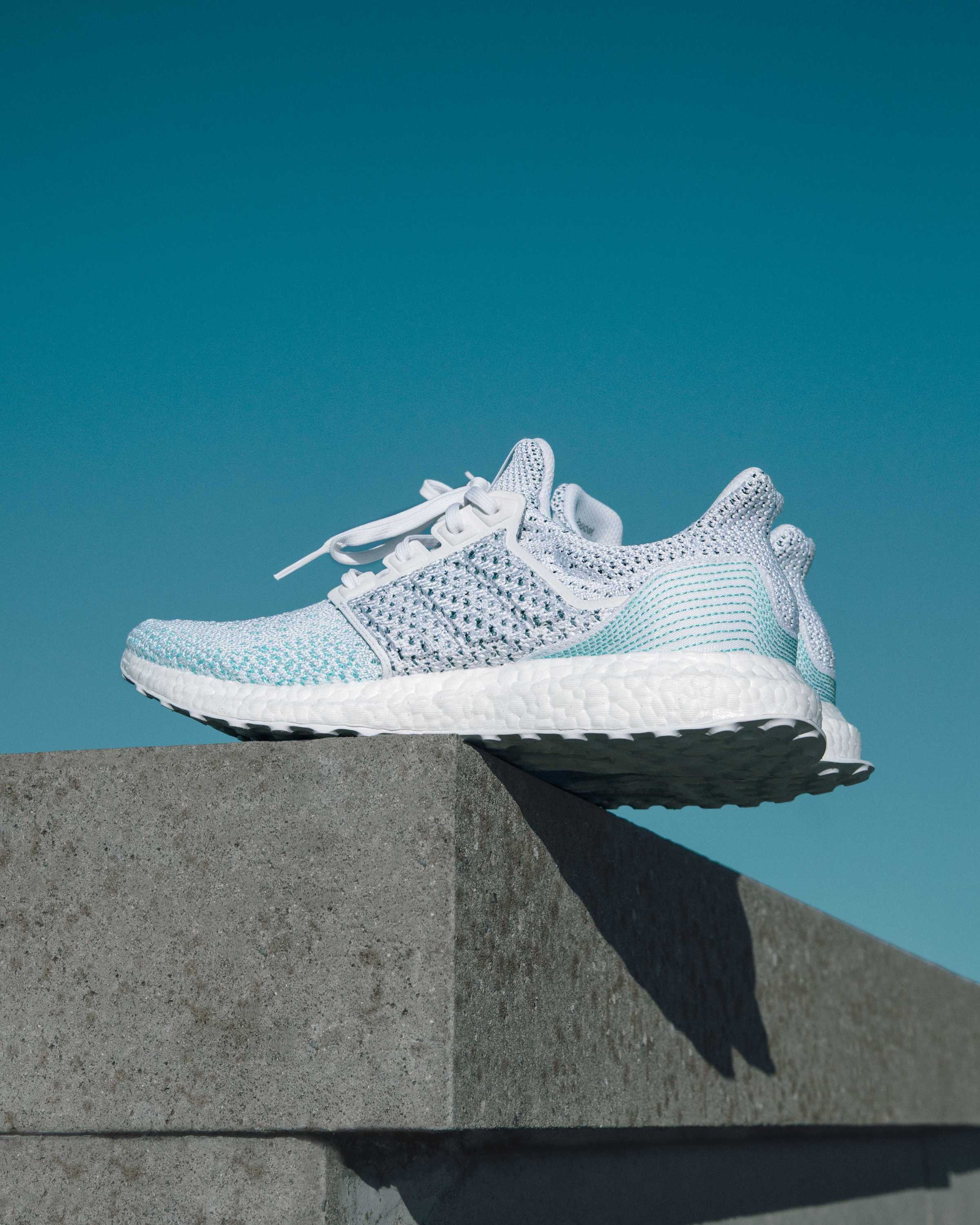 estilo de moda 100% autentico proveedor oficial BIY Roamer | Ultra Boost x Parley Clima White/Blue $864 @ Ssense estilo de moda 100% autentico proveedor oficial BIY Roamer | Ultra Boost x Parley Clima White/Blue $864 @ Ssense