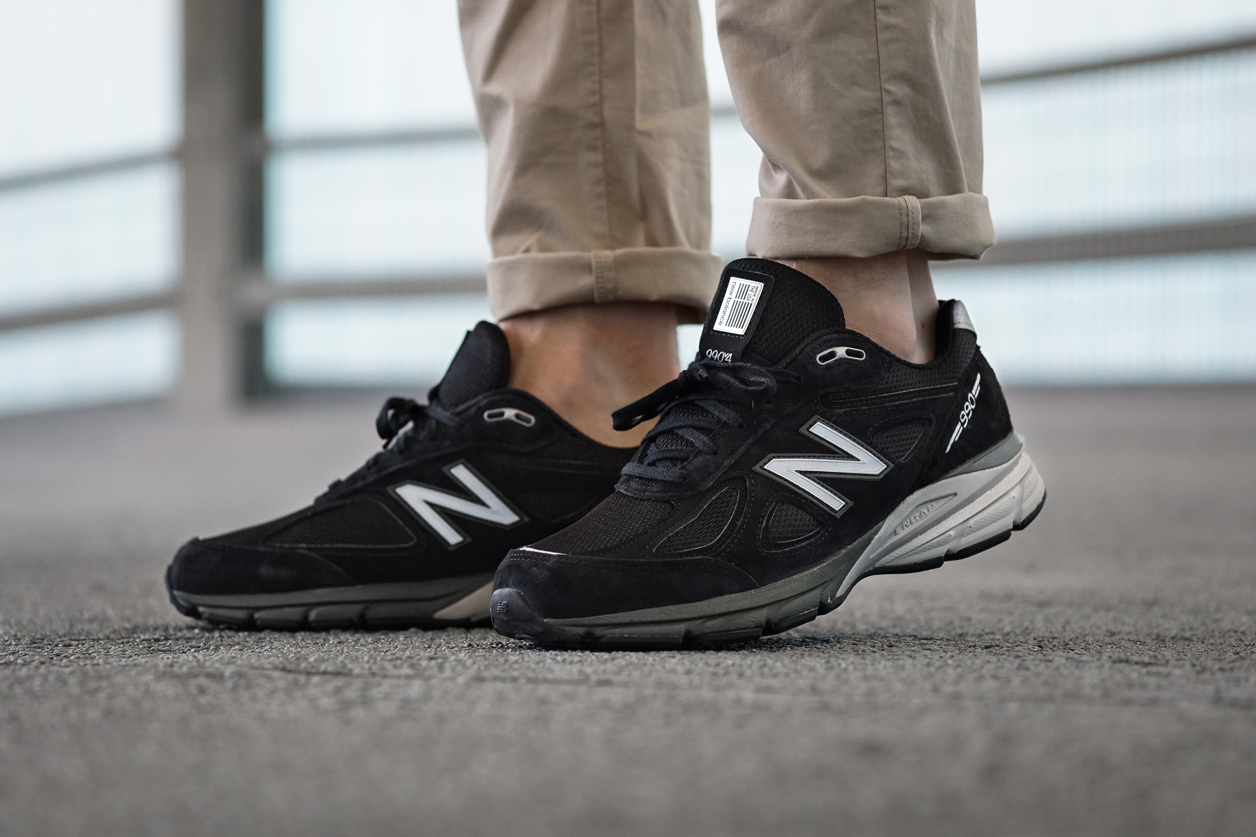 new balance 990 black and silver