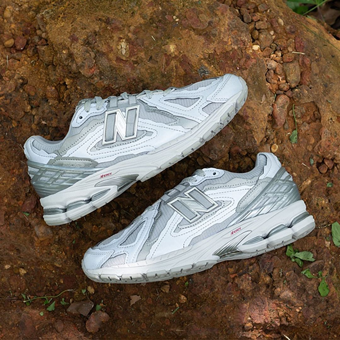 New Balance M1906DH Silver Metallic $947 @ Coltorti – BIY Roamer